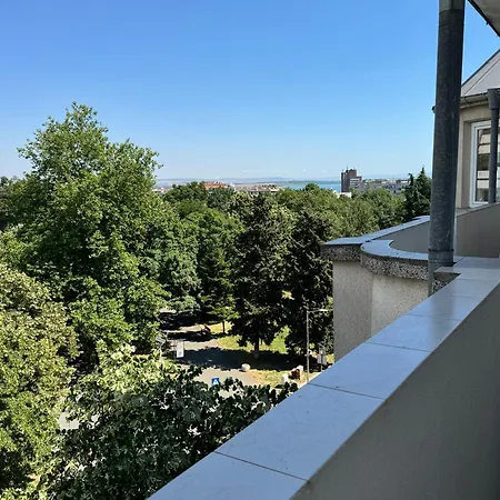 Bonne Chance Apartament *